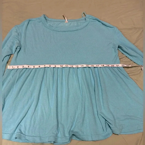 Free People Forever Your Girl Baby Blue Long Sleeve Peplum Babydoll Top X-Small - Picture 3 of 11